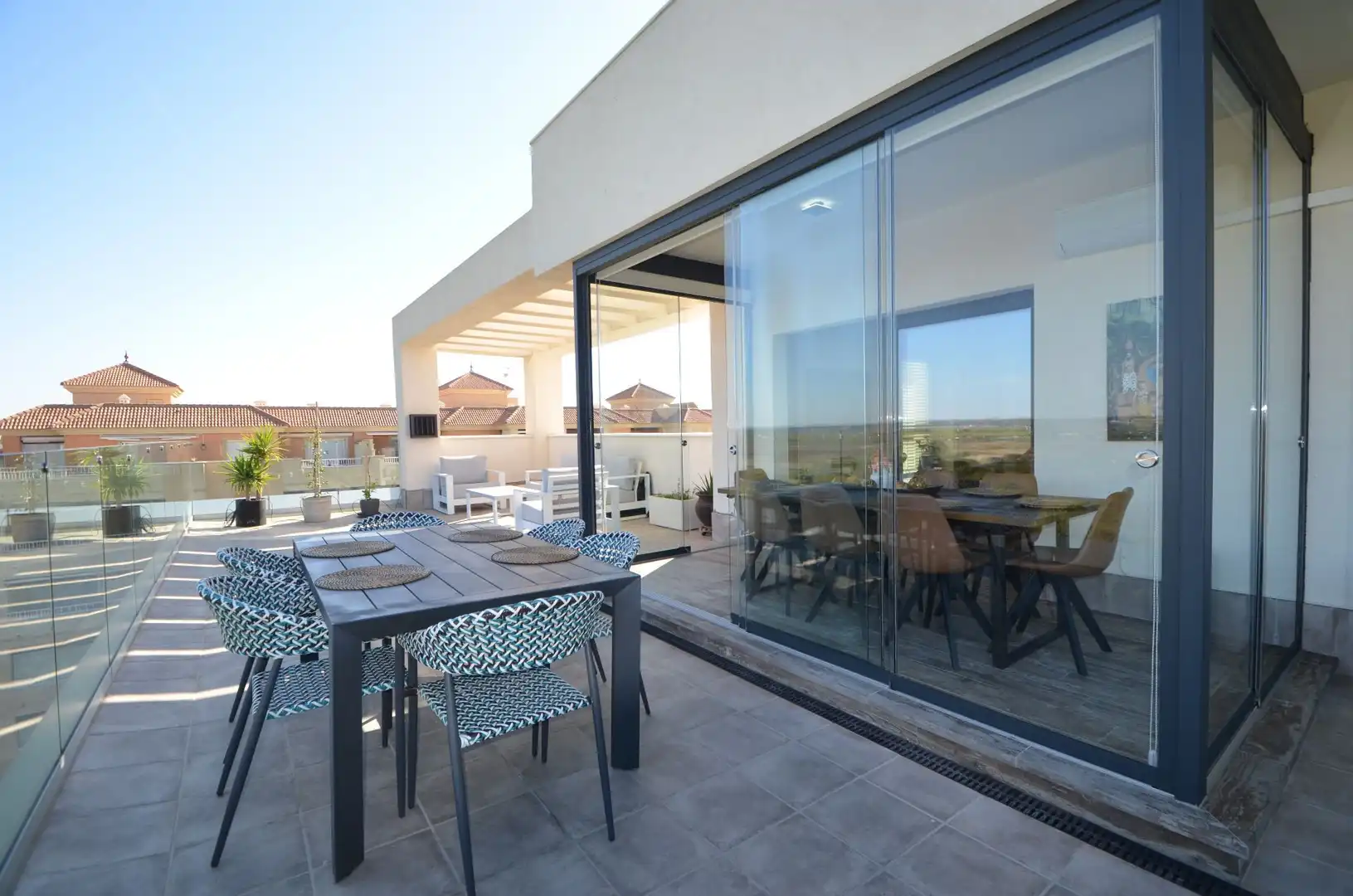 Penthouse with pool for sale in Isla Canela, imagen 4
