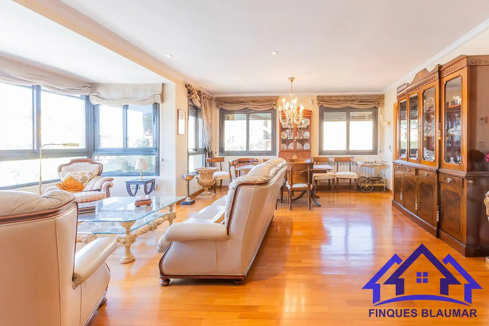 Sala de estar de Ático en venta en Arenys de Mar con Aire acondicionado, Calefacción y Terraza