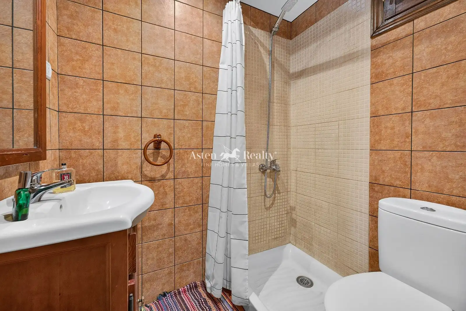 Bathroom of Houses for sale in Guía de Isora  with Air Conditioner, Private garden and Terrace