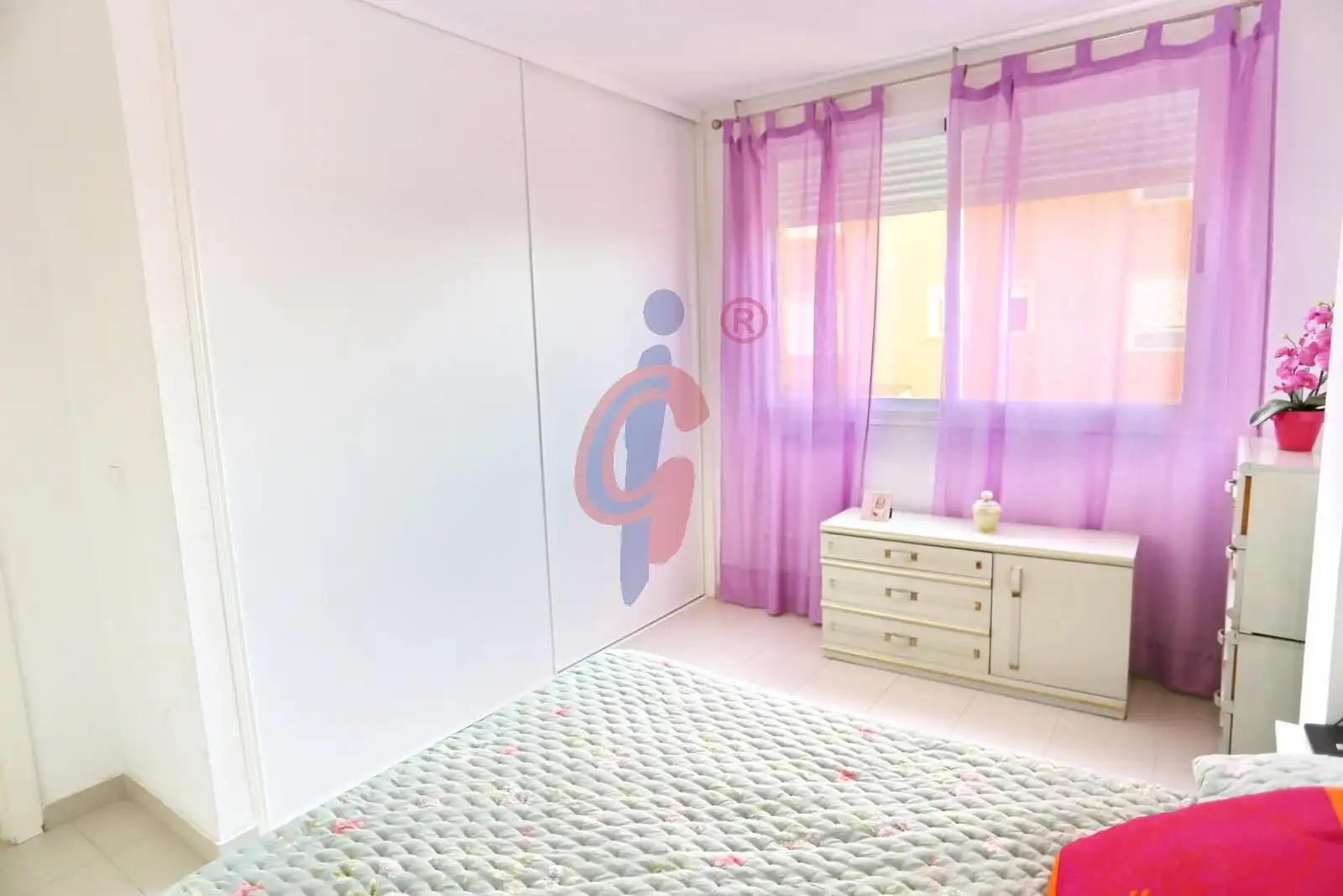 Dormitori de Apartament en venda en Guardamar del Segura amb Aire condicionat, Calefacció i Terrassa