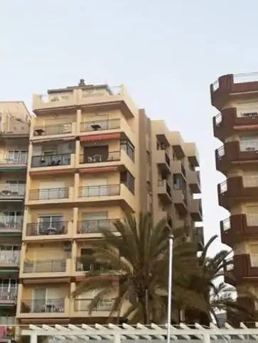 Vista exterior de Àtic en venda en Fuengirola amb Terrassa