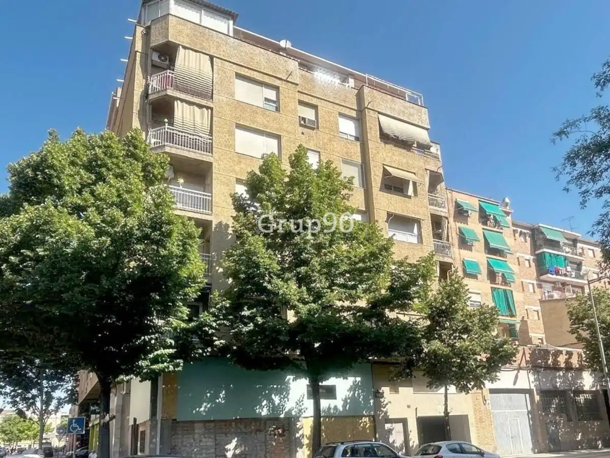Vista exterior de Pis en venda en Lleida amb Calefacció, Parquet i Balcó