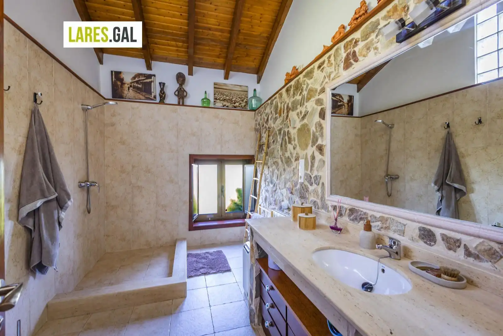 Bany de Casa o xalet en venda en Moaña amb Calefacció, Piscina i Moblat