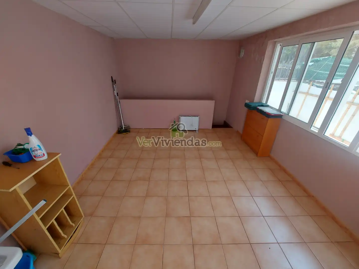 Planta baja en venta en Castellar del Vallès con Terraza, Horno y Internet