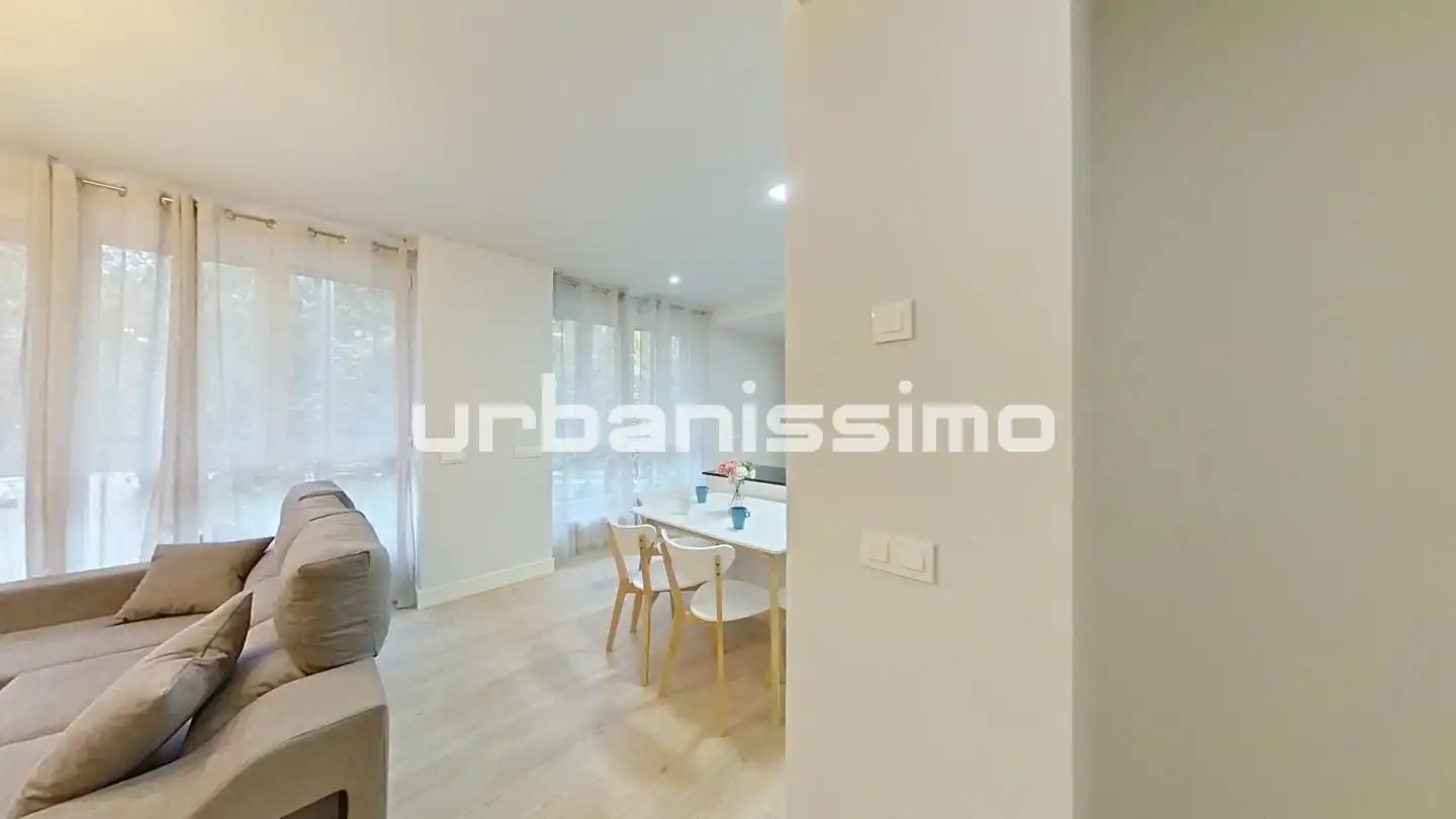 Vista exterior de Apartament de lloguer en Madrid amb Aire condicionat, Calefacció i Moblat