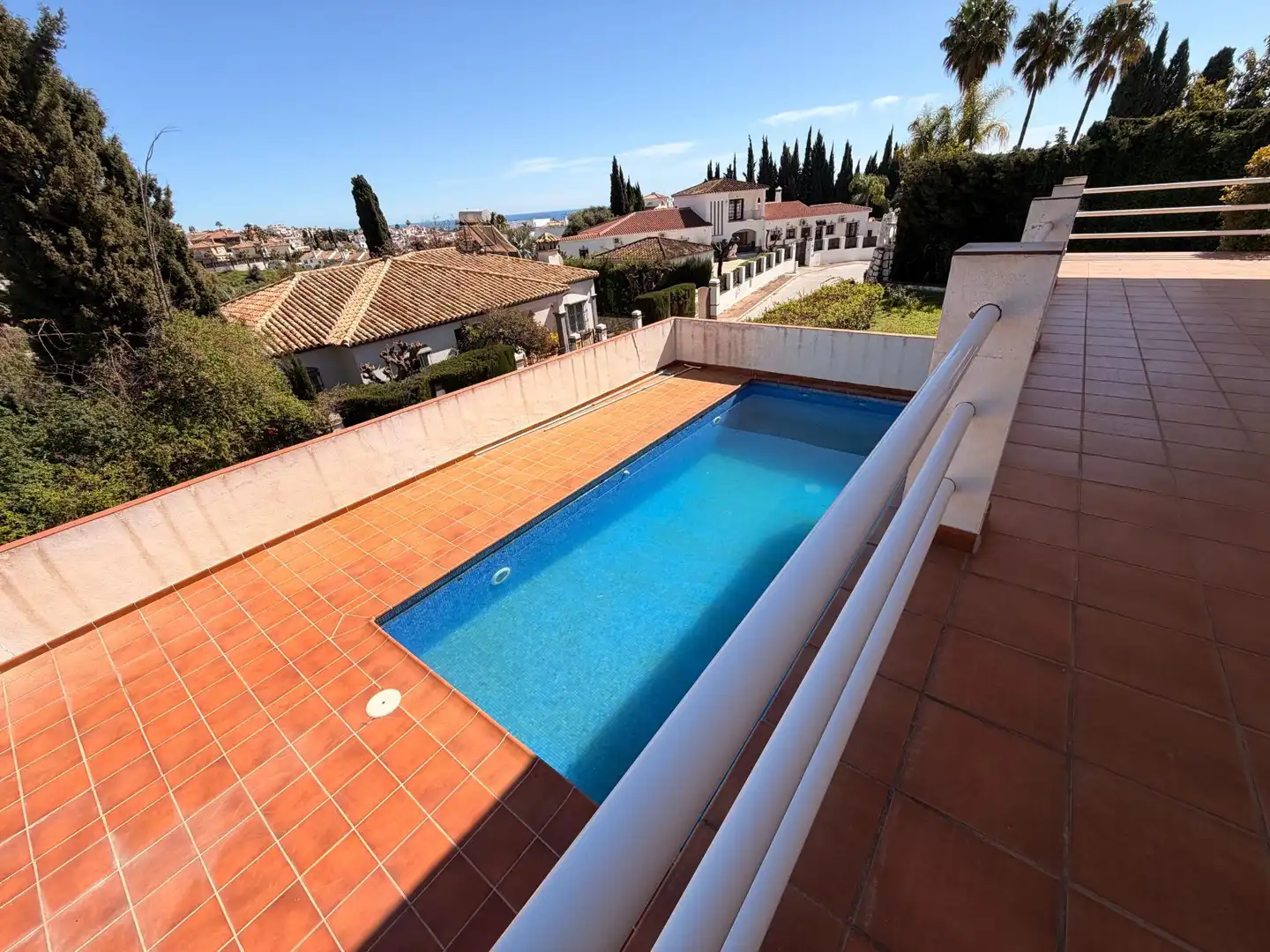 Detached house with pool for sale in Calle Jazmines de Compomijas, imagen 2