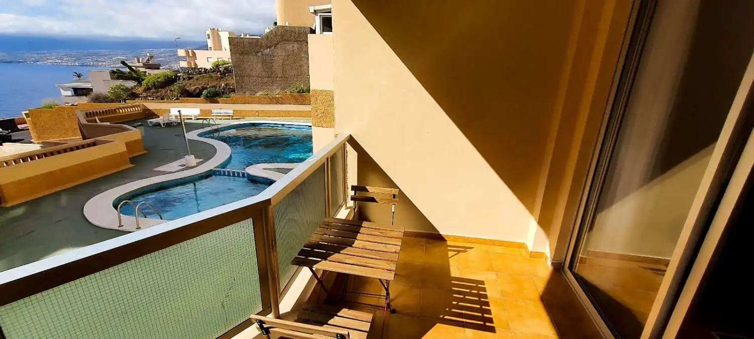 Piscina de Apartament en venda en Santa Cruz de Tenerife amb Terrassa, Piscina i Moblat