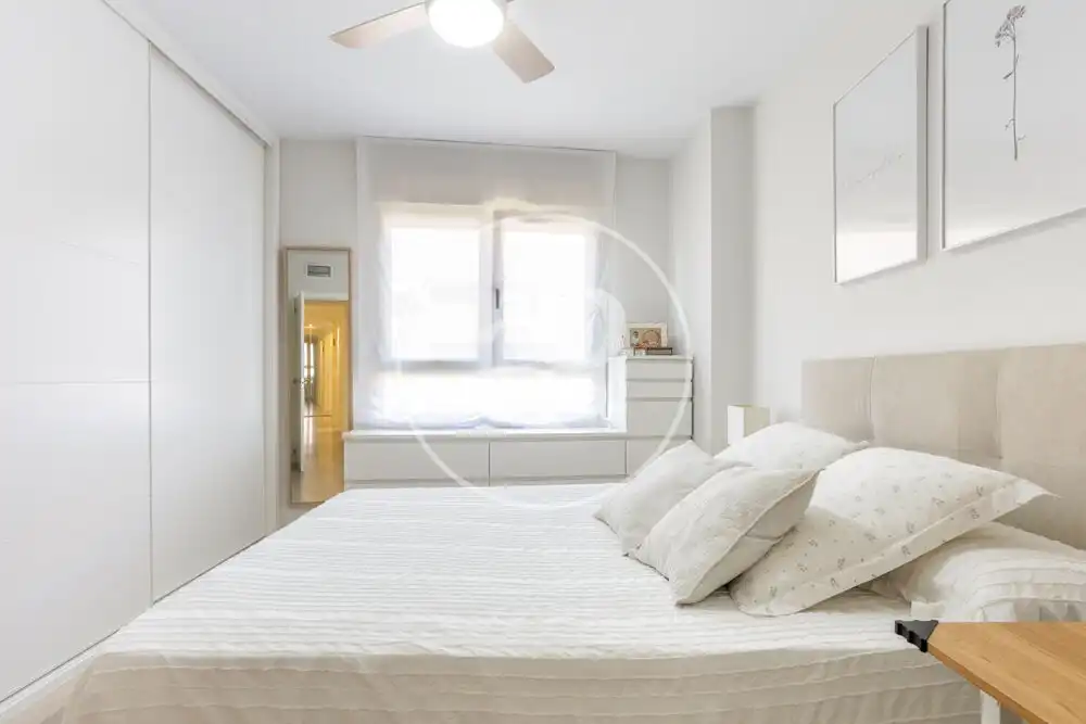 Bedroom of Flat for sale in Valencia  with Air Conditioner, Heating and Private garden