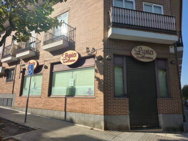 Local comercial en Venta en Calle Alondra en Sevilla la Nueva