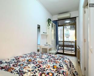 Bedroom of Flat to share in  Barcelona Capital  with Air Conditioner and Terrace