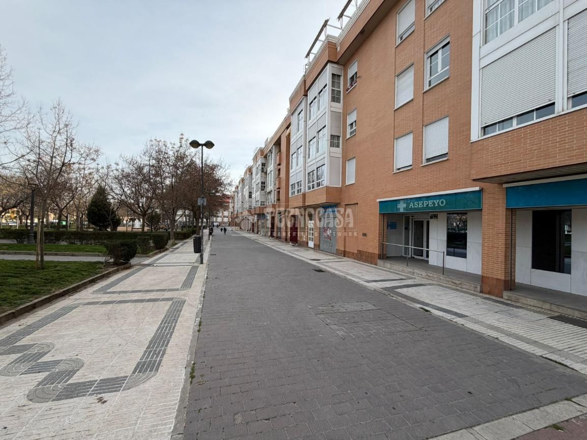 Vista exterior de Pis en venda en Getafe amb Aire condicionat, Calefacció i Parquet
