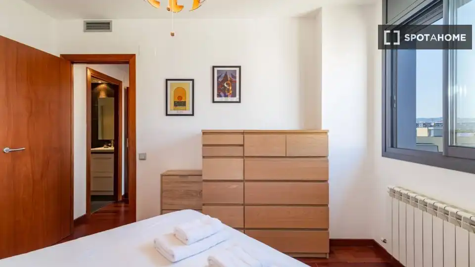 Habitación de Piso de alquiler en Barcelona con Aire acondicionado, Calefacción y Amueblado