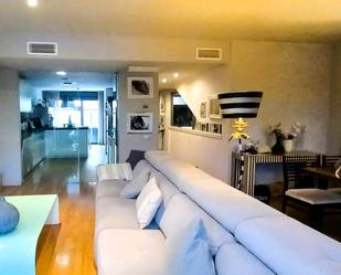 Living room of Single-family semi-detached for sale in San Sebastián de los Reyes  with Air Conditioner, Terrace and Swimming Pool