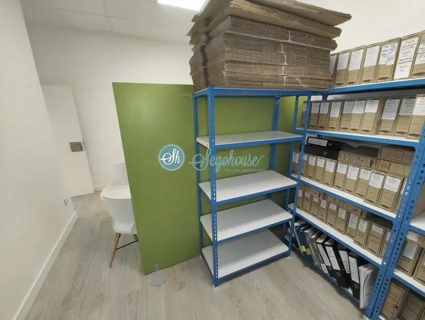 Office for rent in Segovia  with Heating
