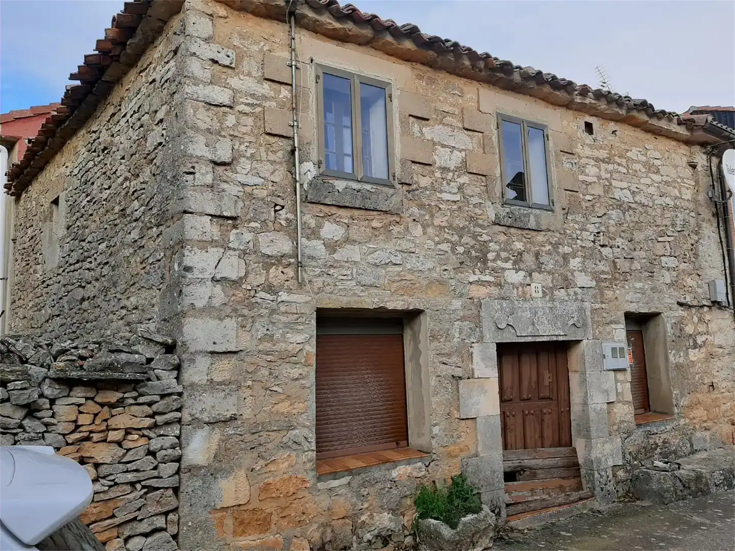 Vista exterior de Casa adosada en venda en Merindad de Río Ubierna