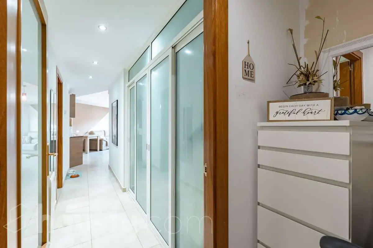 Piso con ascensor en venta en Calle Vg Montserrat ., imagen 30