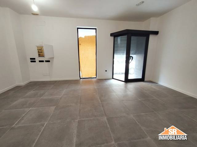 Local comercial en Alquiler en Rúa do Socorro, 39A en Monte Alto - Zalaeta - Atocha