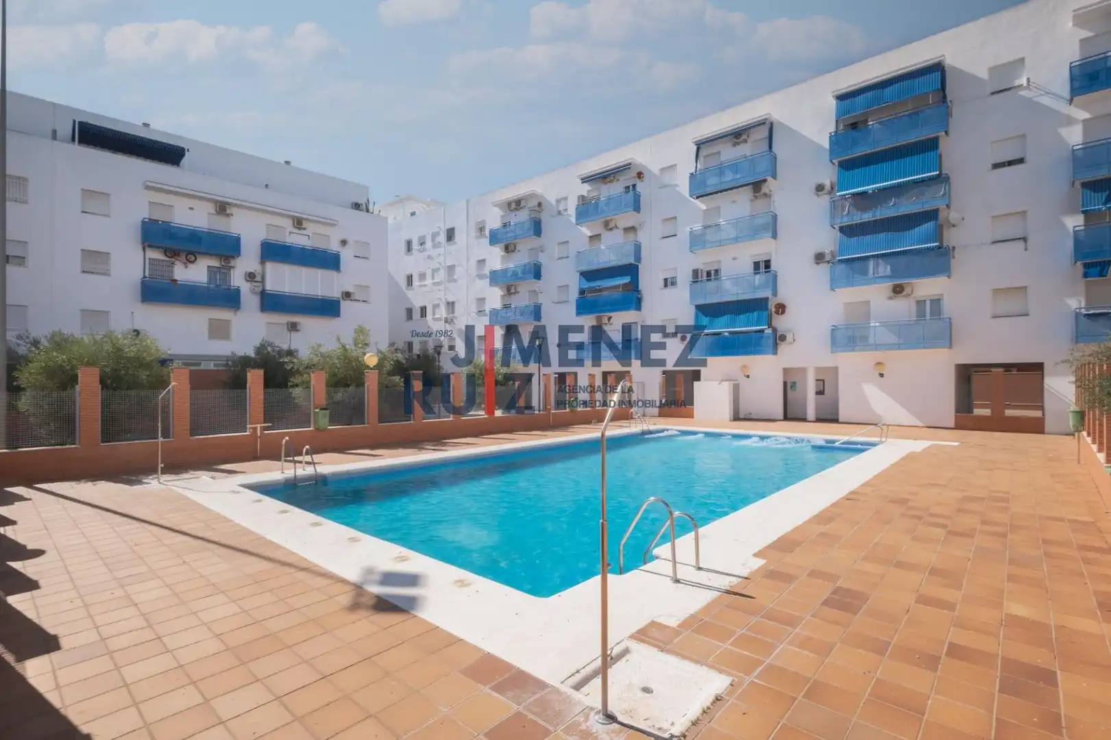 Piscina de Piso en venta en El Puerto de Santa María con Piscina comunitaria