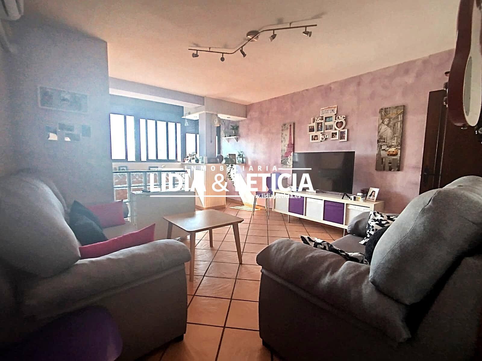 Living room of Flat for sale in Alcalá de Guadaira