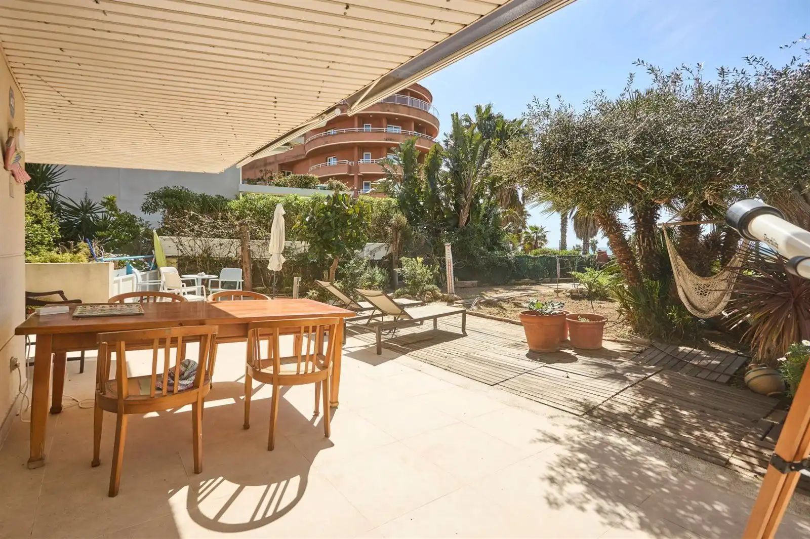 Terraza de Piso en venta en Sitges con Calefacción, Terraza y Piscina