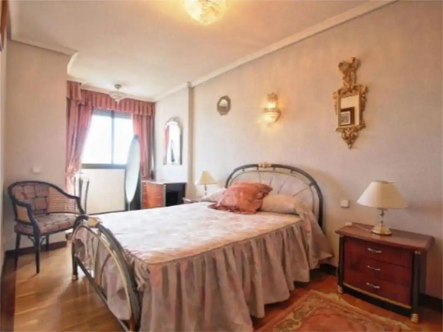 Habitación de Piso de alquiler en Madrid con Jardín privado, Parquet y Piscina