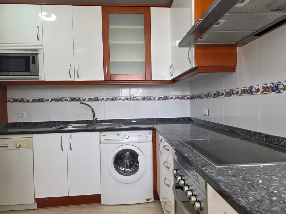 Küche von Wohnung zur Miete in Madrid mit Klimaanlage, Heizung und Parkett
