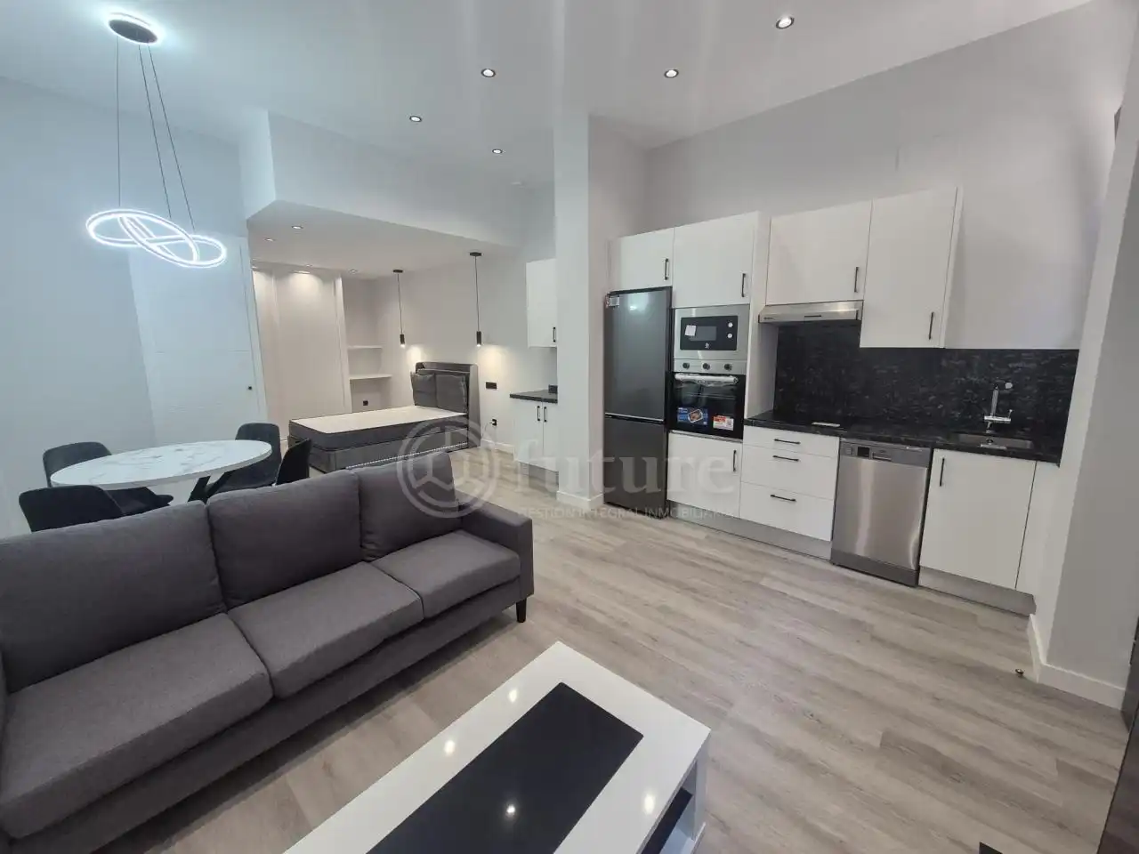Kitchen of Study for sale in Salamanca  with Air Conditioner, Heating and Furnished