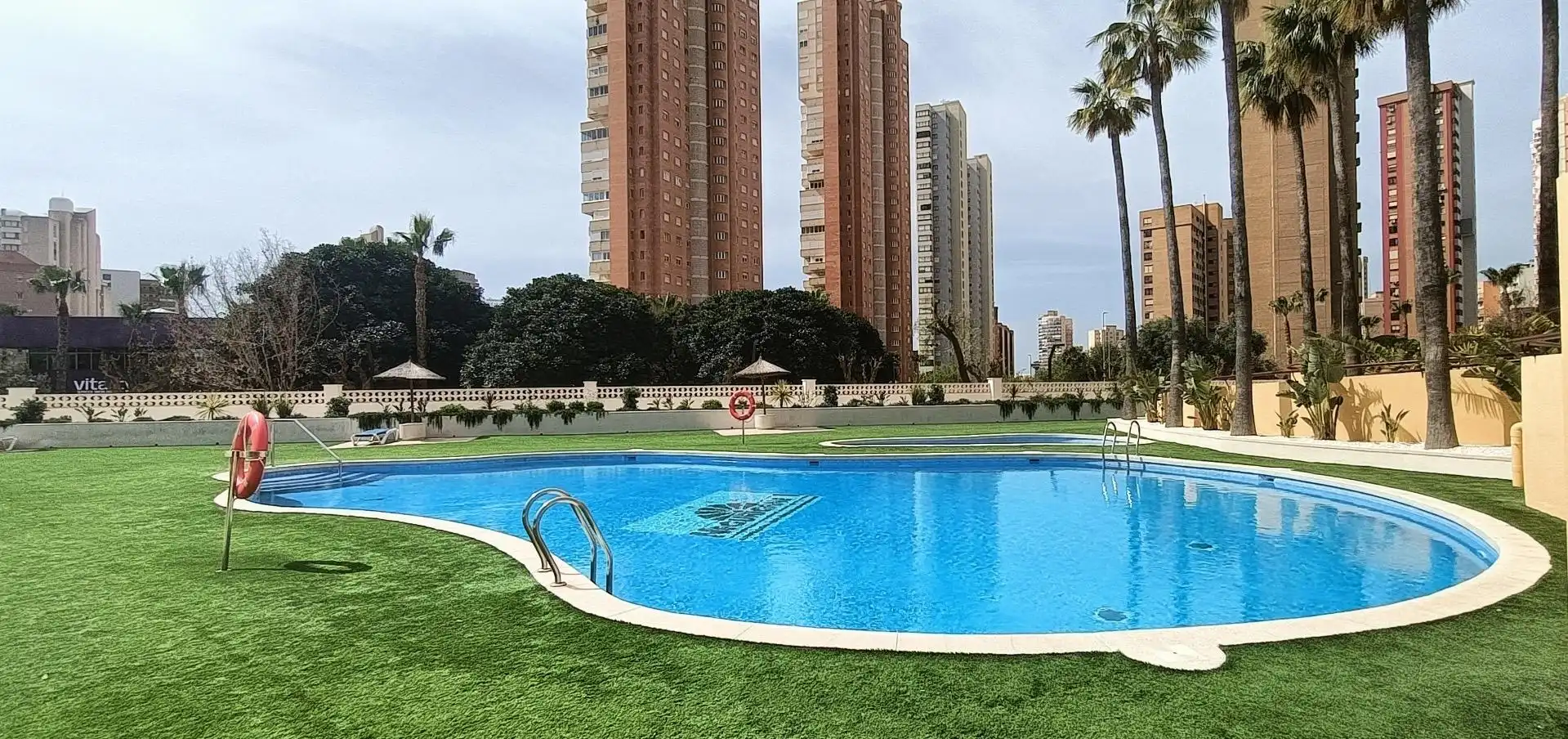 Swimming pool of Apartments for sale in Benidorm  with Air Conditioner, Private garden and Terrace