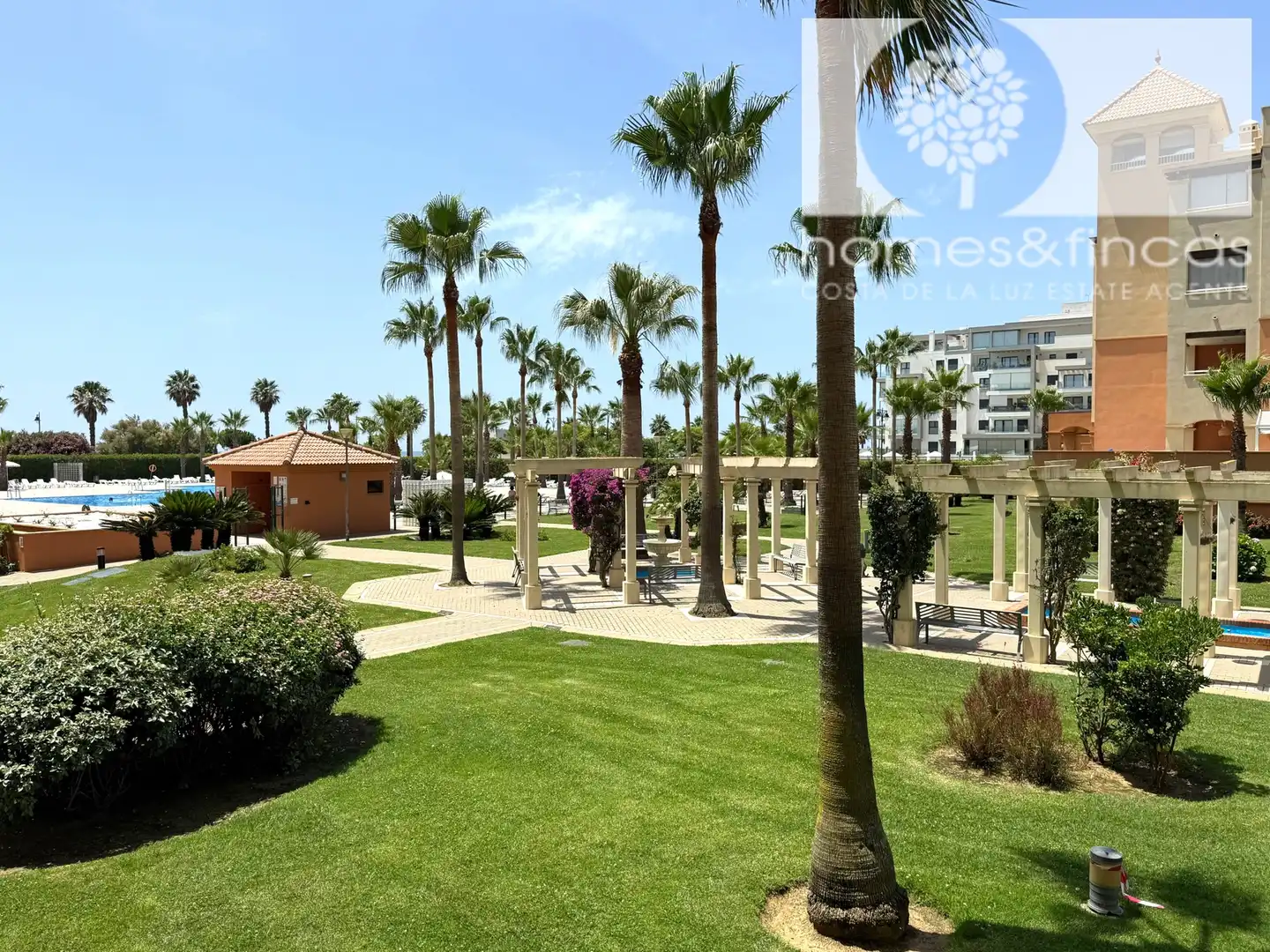 Flat for sale in Ayamonte  with Air Conditioner, Terrace and Furnished