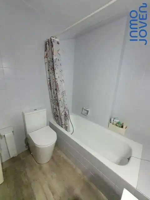 Apartamento de alquiler en Avenida Jaime I el Conquistador, 88, Playa Muchavista
