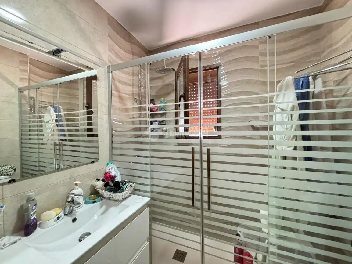 Casa aparellada en venda a Andújar, imagen 31