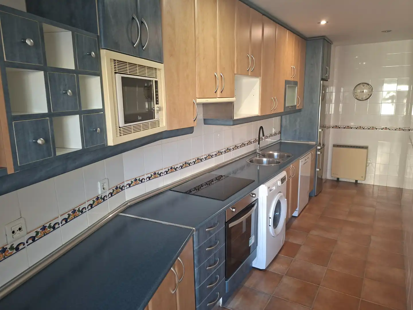 Kitchen of Flat for rent in Illescas  with Air Conditioner, Heating and Parquet flooring