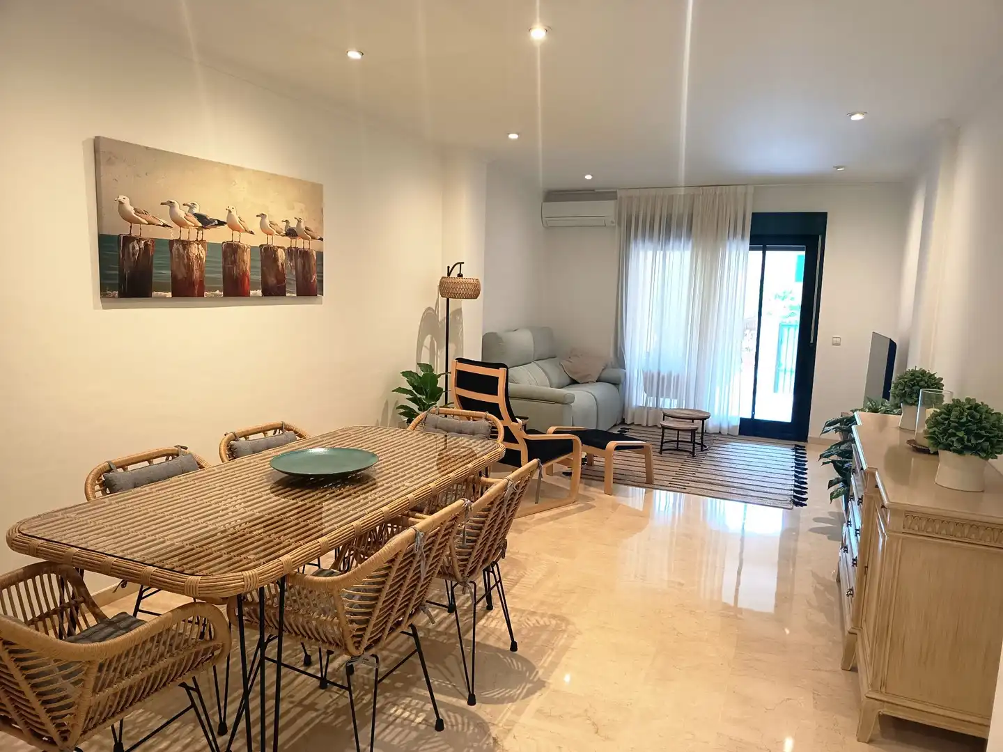 Sala de estar de Apartamento de alquiler en Jávea / Xàbia con Aire acondicionado, Calefacción y Jardín privado
