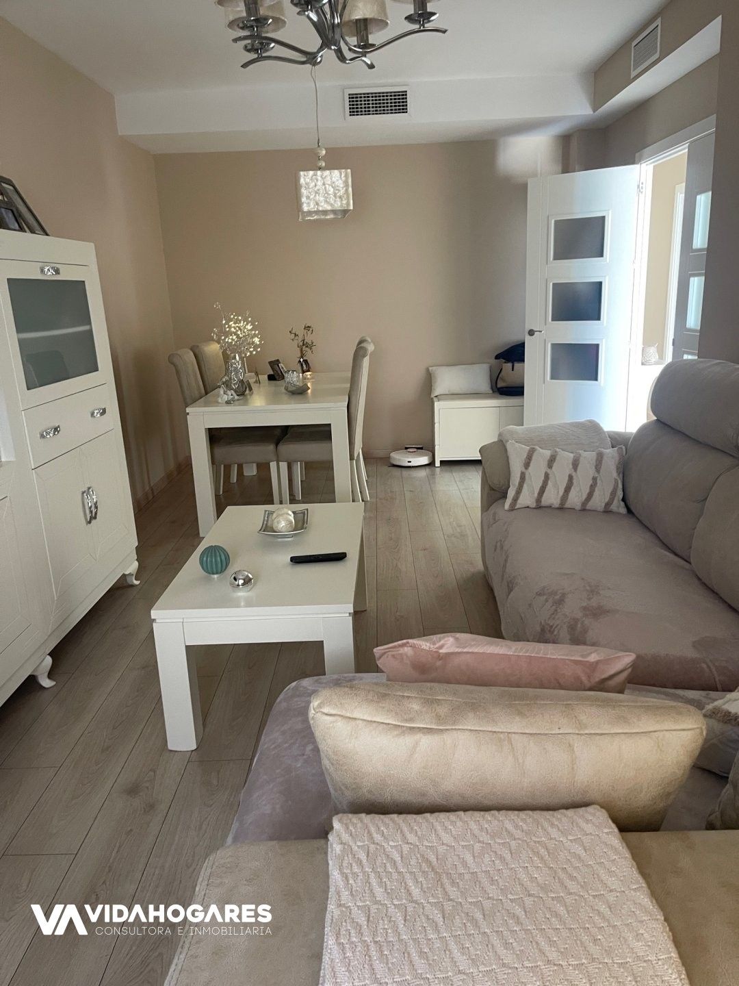 Sala d'estar de Casa o xalet en venda en Rota amb Aire condicionat, Calefacció i Terrassa