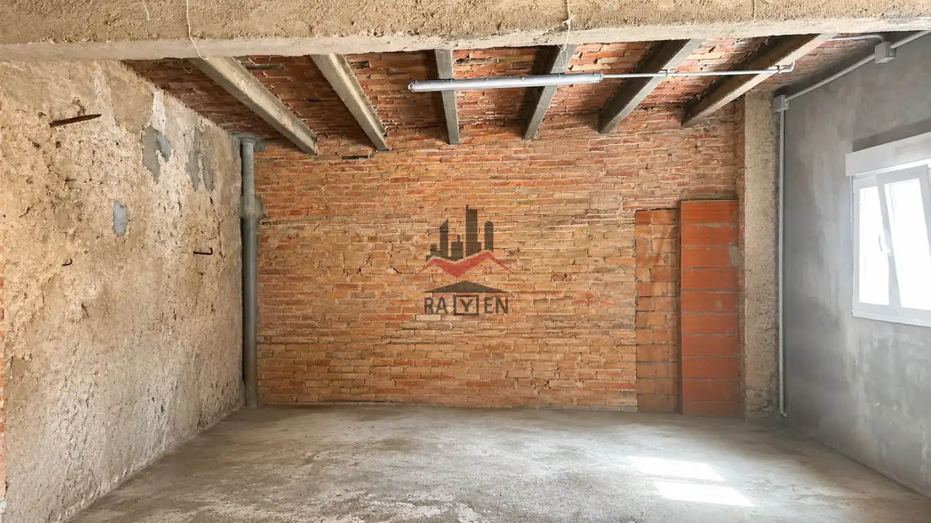 Detached homes for sale in Riumors