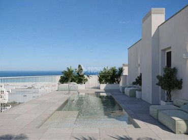 Penthouse mit Pool zum Verkauf in Conil