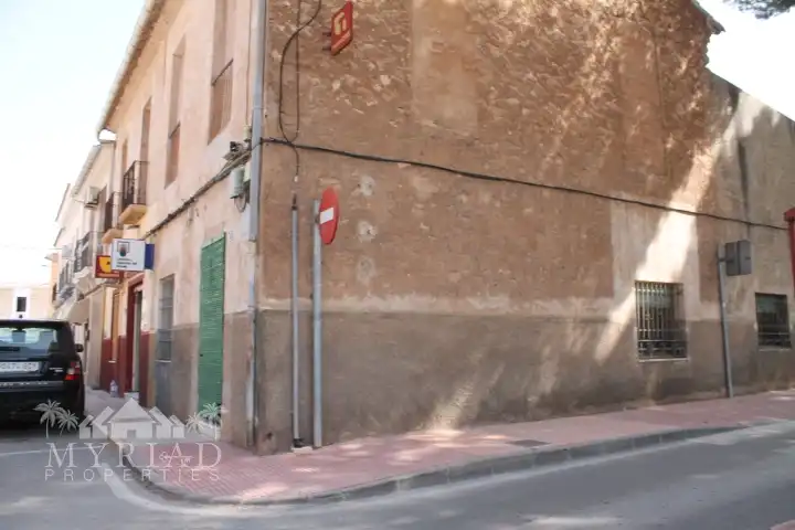Casa a schiera in vendita a El Pinós / Pinoso, imagen 2
