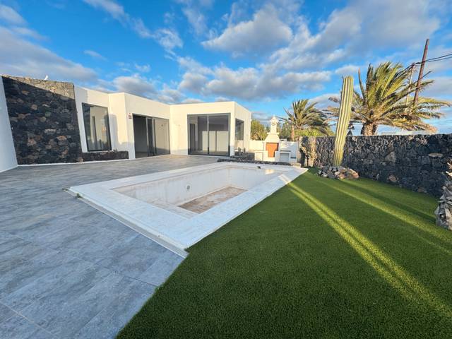 Casa-chalet en Venta en El Islote