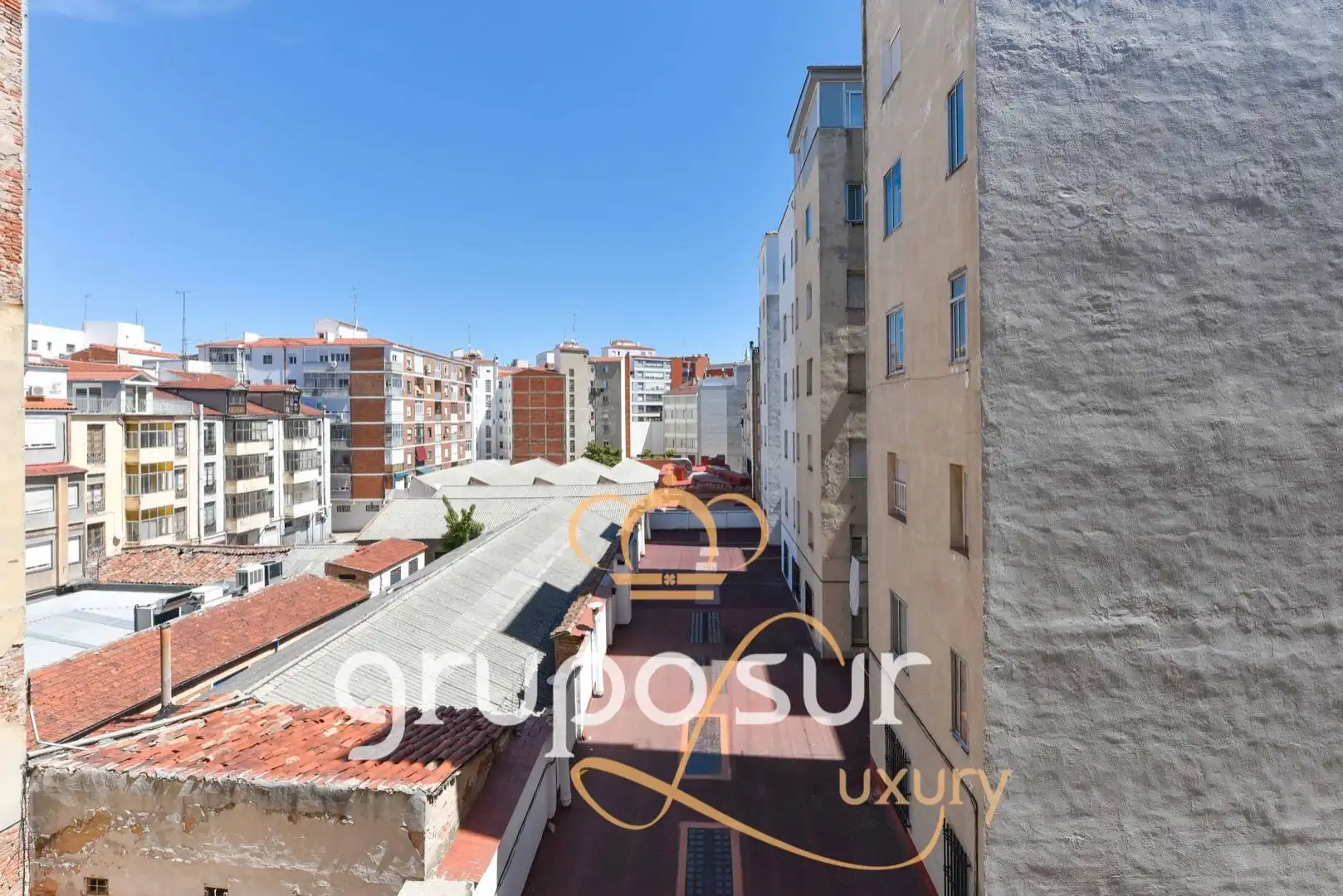 Vista exterior de Pis en venda en Valladolid amb Calefacció, Parquet i Terrassa