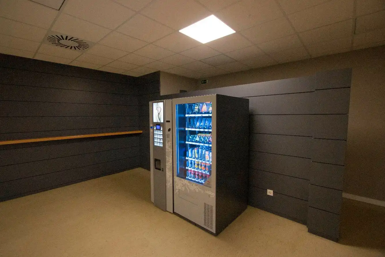 Büro zur Miete in Coslada mit Klimaanlage, Heizung und Alarm
