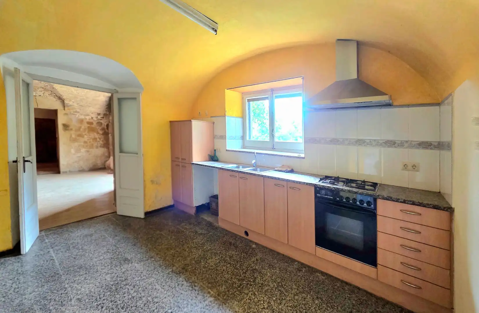 Cuina de Finca rústica de lloguer en Corçà amb Jardí privat, Parquet i Moblat