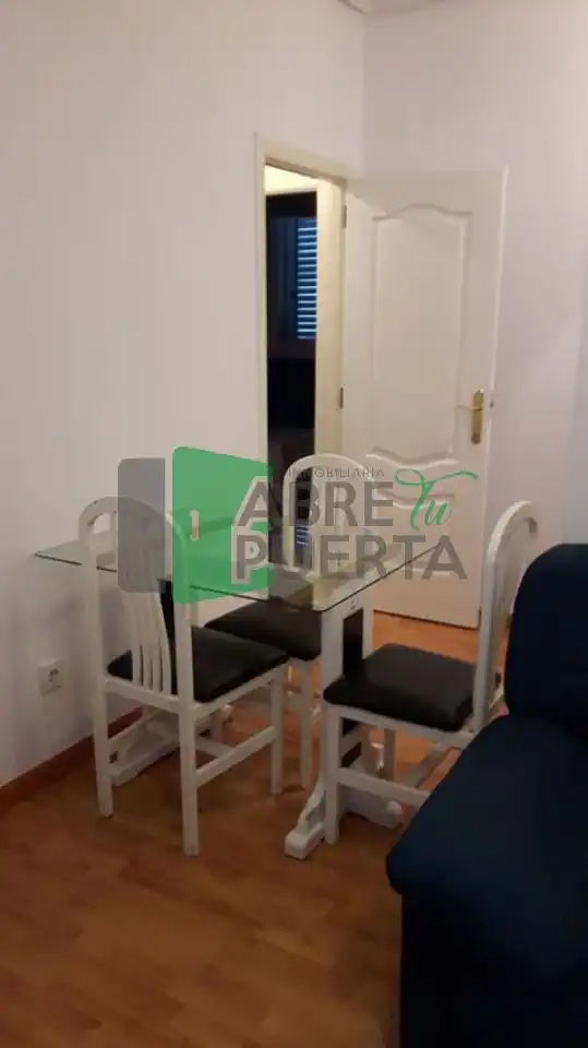 Dormitori de Planta baixa en venda en Ourense Capital  amb Calefacció i Traster