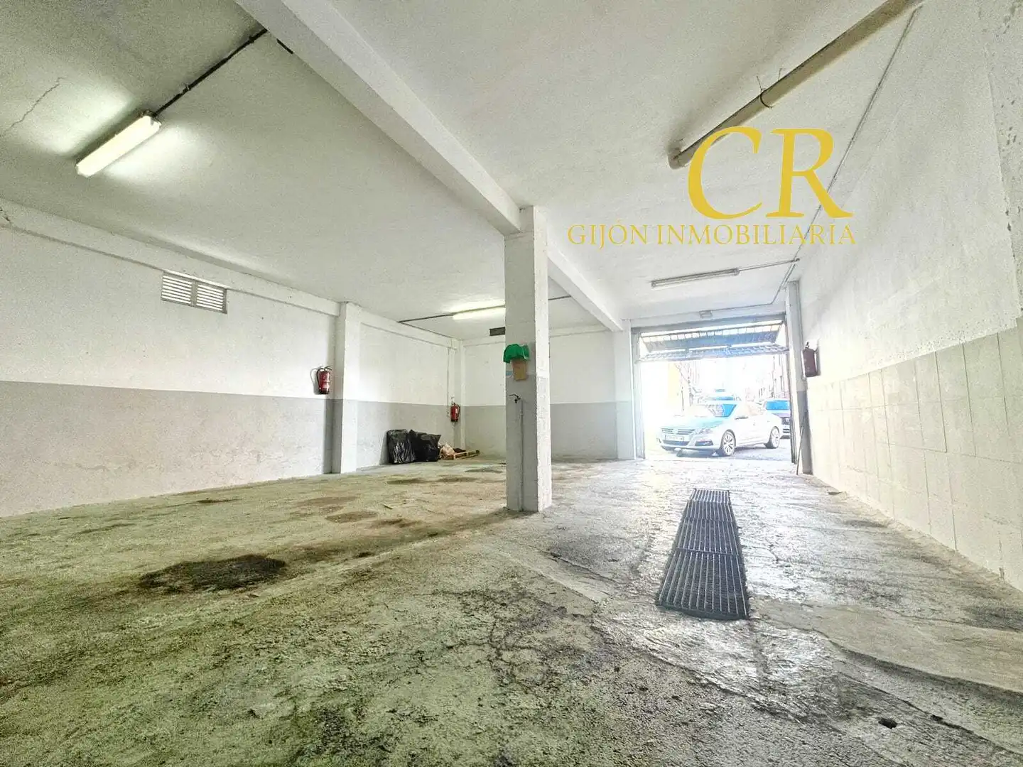 Parkplatz von Garage zum Verkauf in Gijón 