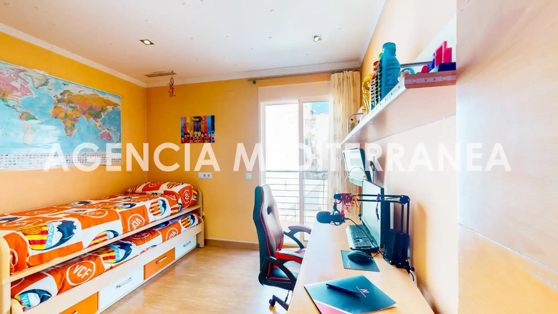 Habitación de Casa o chalet en venta en Burjassot con Aire acondicionado, Calefacción y Terraza