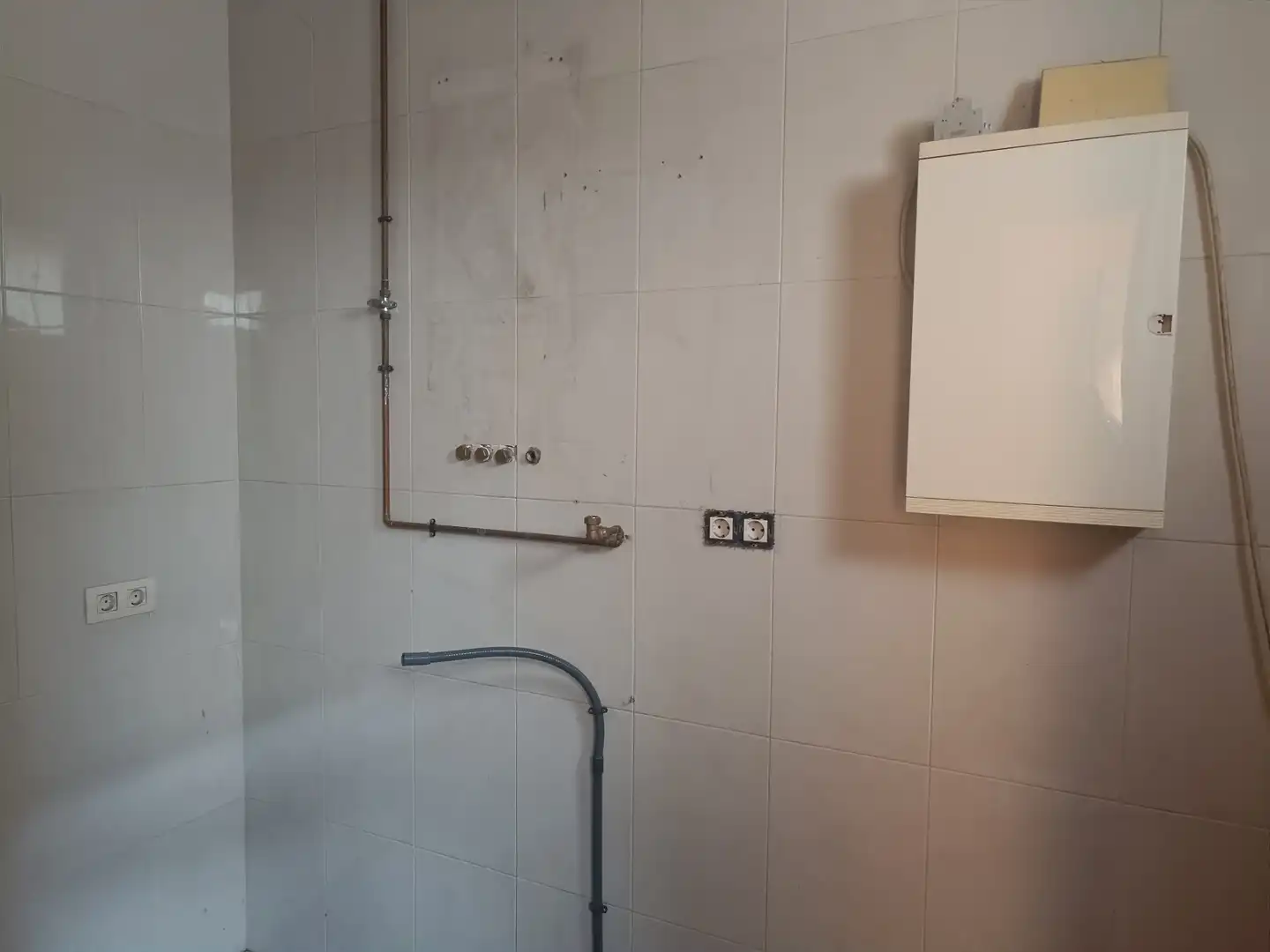 Bathroom of Detached homes for sale in Sabadell  with Private garden, Parquet flooring and Swimming Pool