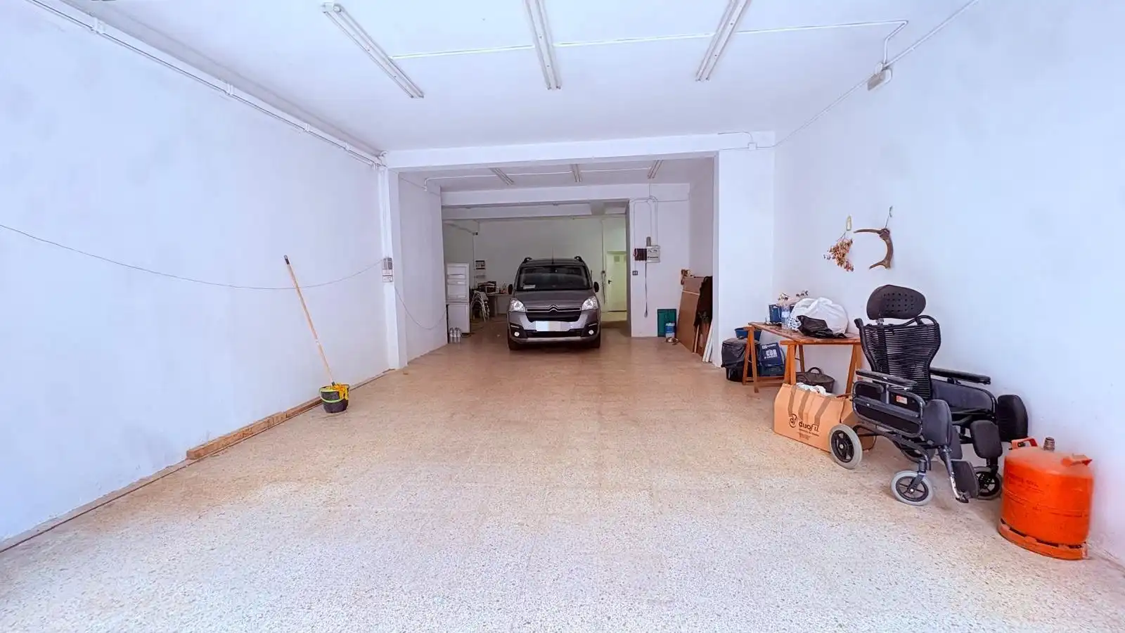 Business premises for sale in Poble, imagen 3