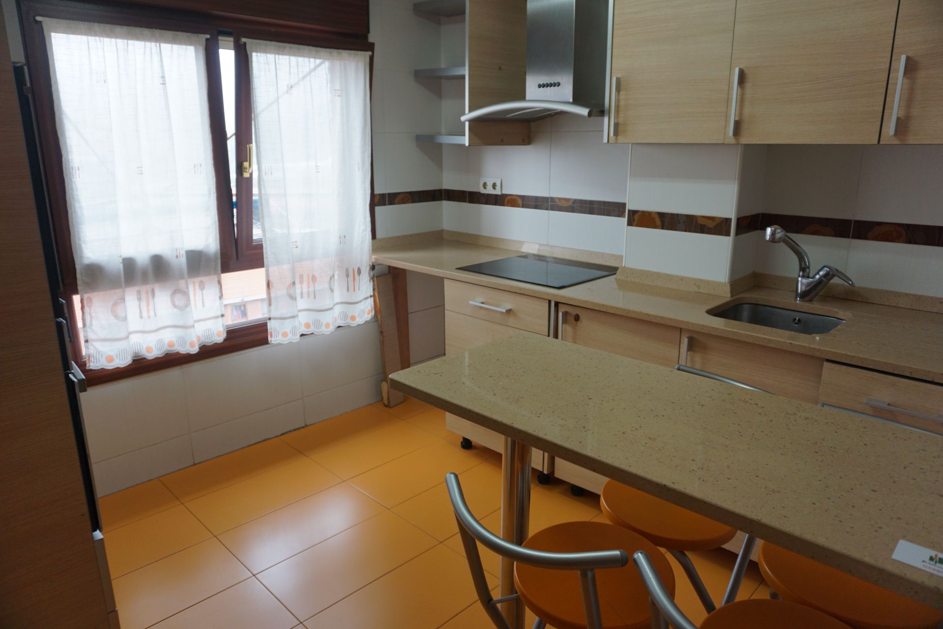 Kitchen of Flat for sale in Basauri   with Heating, Furnished and Balcony