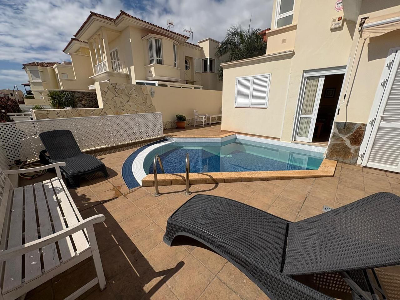 Piscina de Casa o xalet en venda en Candelaria