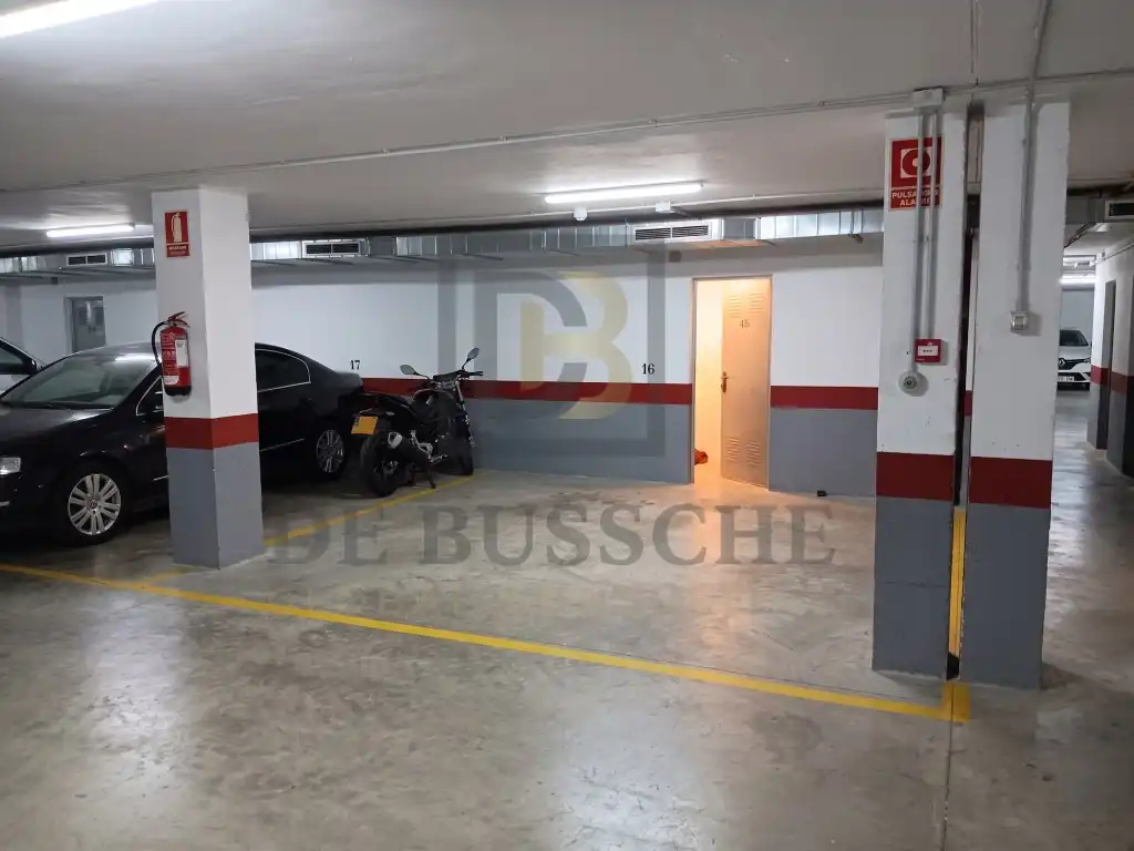 Parking de Piso en venta en Pilar de la Horadada con Aire acondicionado, Amueblado y Horno