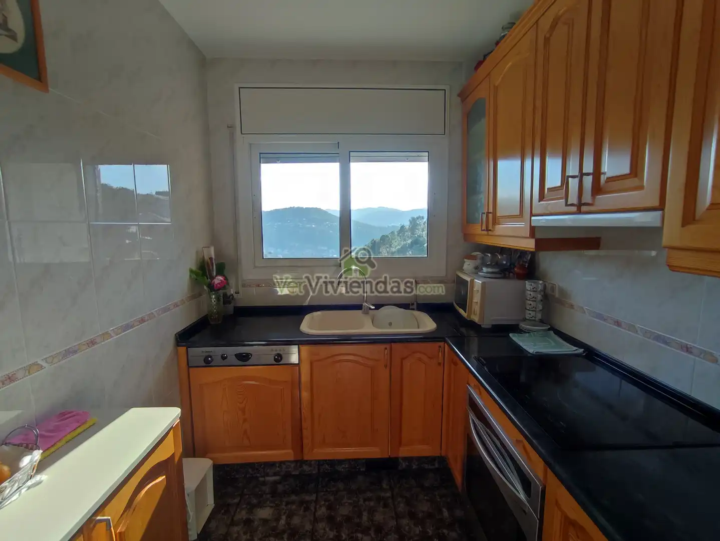 Cocina de Casa o chalet en venta en Vallirana con Aire acondicionado, Calefacción y Jardín privado